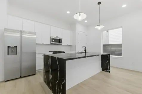 6543 Sealey Street Houston TX 77091