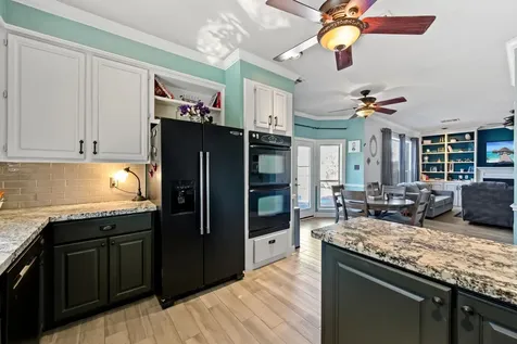 3203 Creek Manor Drive Houston TX 77339