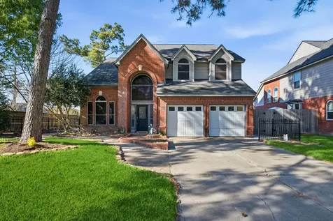3203 Creek Manor Drive Houston TX 77339