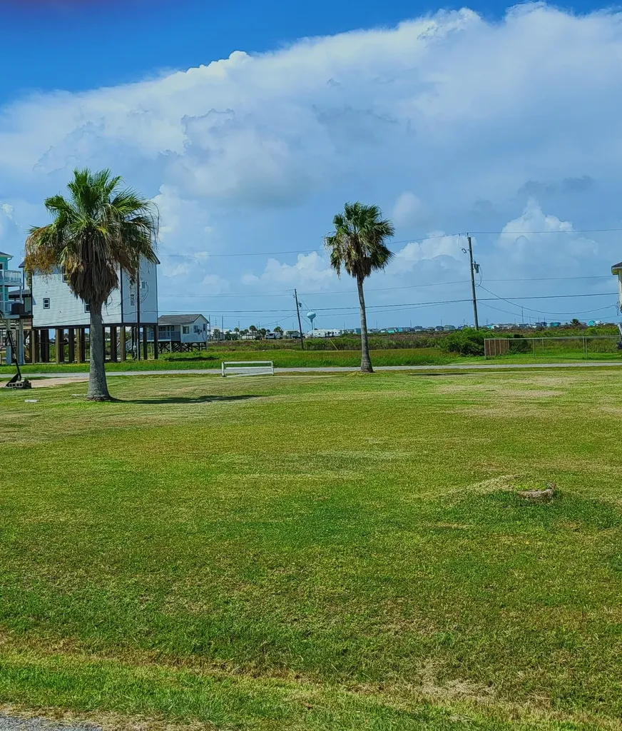 Lot 340 6th Street Galveston TX 77554