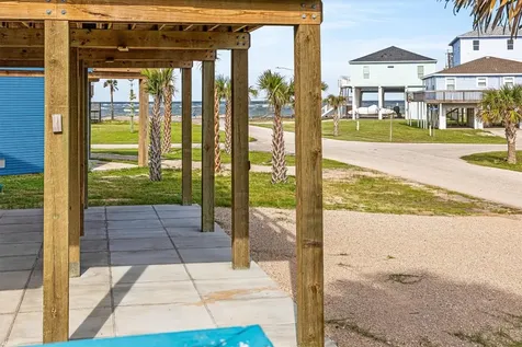 13002 Buccaneer Parkway Freeport TX 77541