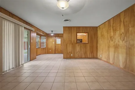 502 Cannon Road Victoria TX 77904