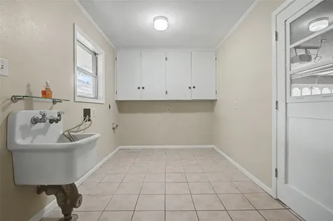 502 Cannon Road Victoria TX 77904