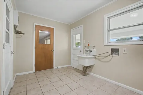 502 Cannon Road Victoria TX 77904