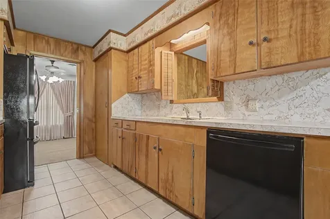 502 Cannon Road Victoria TX 77904