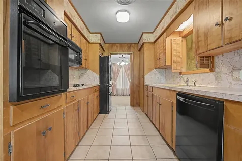 502 Cannon Road Victoria TX 77904