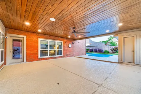 1623 Misty Bend Drive Katy TX 77494