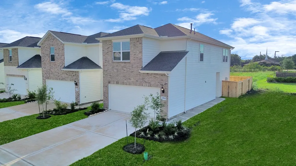 1502 Revolution Way Missouri City TX 77459