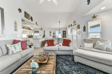 4130 Hardin Drive Galveston TX 77554