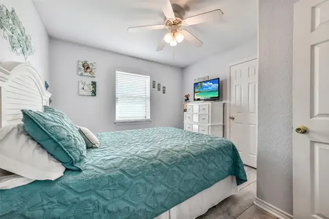 4130 Hardin Drive Galveston TX 77554