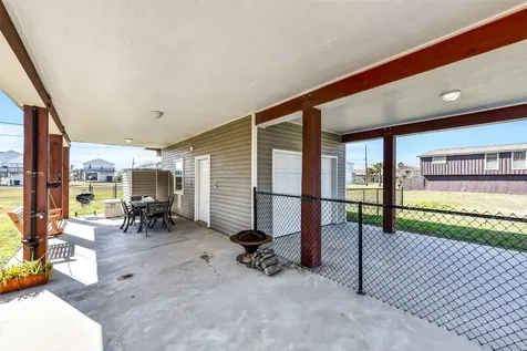 4130 Hardin Drive Galveston TX 77554