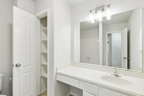 4727 Wilbury Heights Drive Pasadena TX 77505