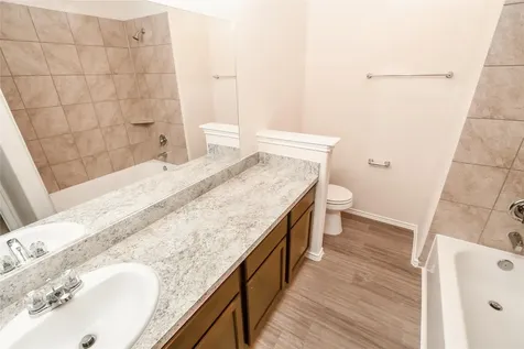 4006 Silver Ranch Road Houston TX 77014