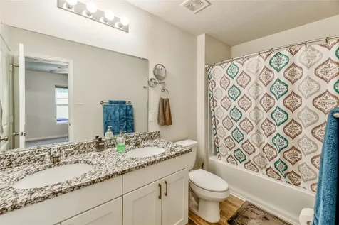 217 Hollow Oak Livingston TX 77351
