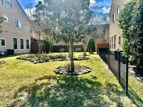 11627 Royal Oaks Trce Trace 11627 Houston TX 77082