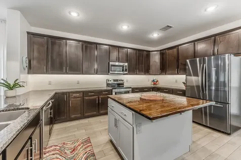 157 N Forest Drive Huntsville TX 77340