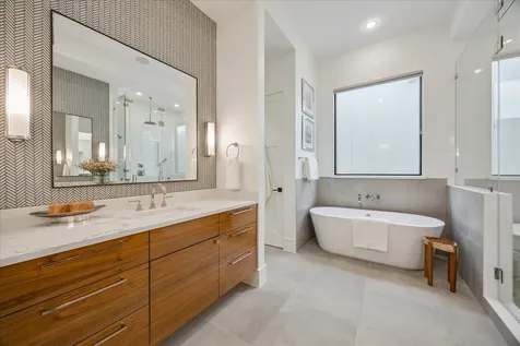 4521 Blossom Street Houston TX 77007