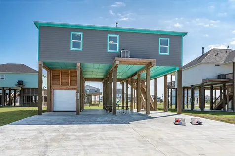 4406 Whaler Lane Crystal Beach TX 77650