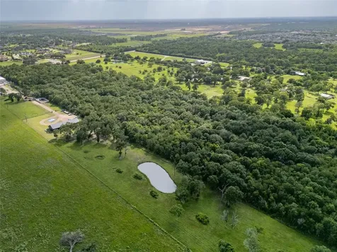 8915 Fm 2759 Road Richmond TX 77469