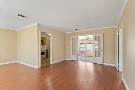 1516 W 43rd Street Houston TX 77018