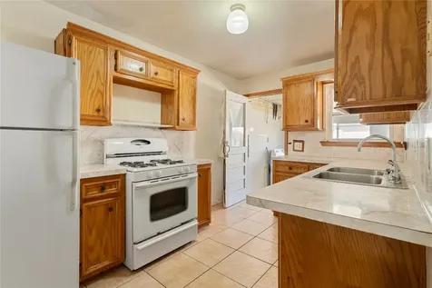 1516 W 43rd Street Houston TX 77018