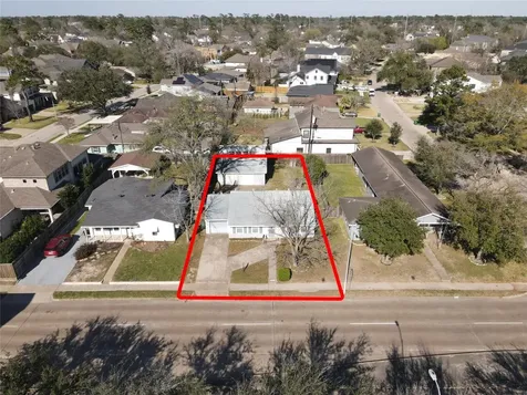 1516 W 43rd Street Houston TX 77018