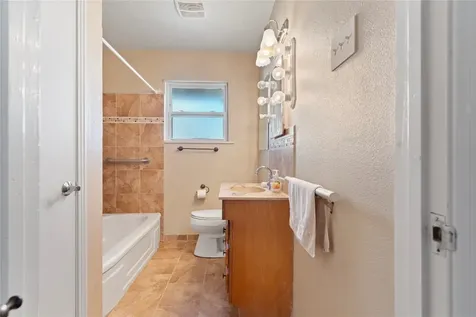1516 W 43rd Street Houston TX 77018