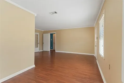 1516 W 43rd Street Houston TX 77018