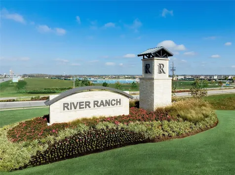1602 River Scene Trail Dayton TX 77535