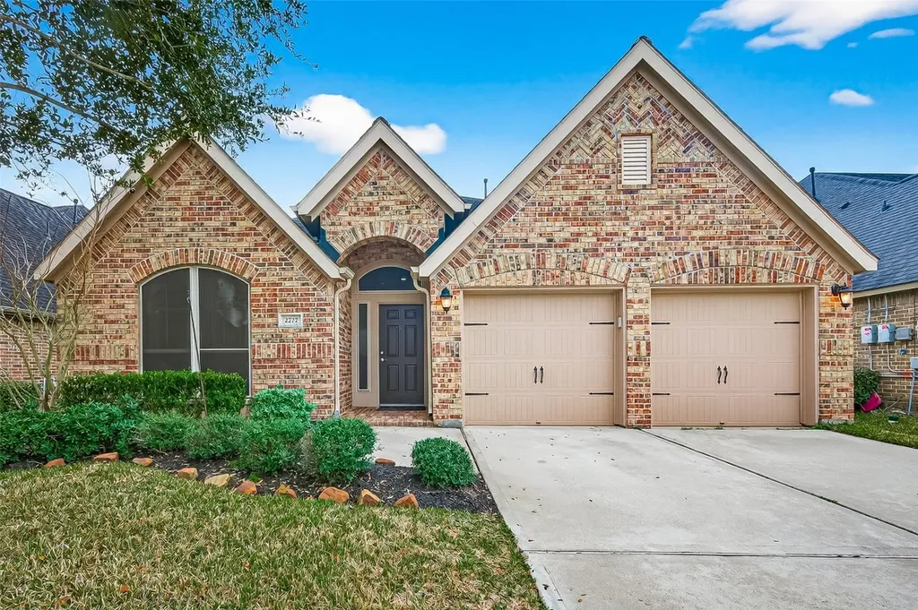 2727 Driftwood Bend Drive Fresno TX 77545