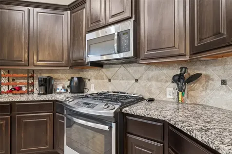 2727 Driftwood Bend Drive Fresno TX 77545