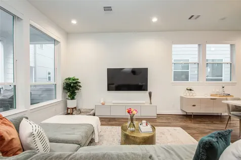 2717 Eado Grove Lane Houston TX 77003