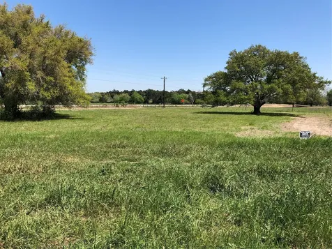 154 Pvt 1671 Hallettsville TX 77964
