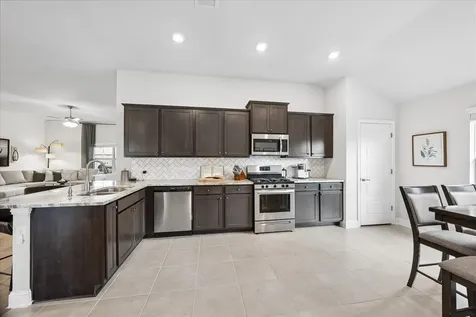 10227 Whitney Reach Drive Rosharon TX 77583