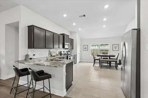 10227 Whitney Reach Drive Rosharon TX 77583