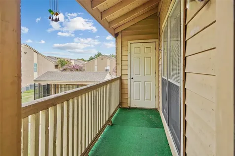 10211 Sugar Branch Drive 324 Houston TX 77036