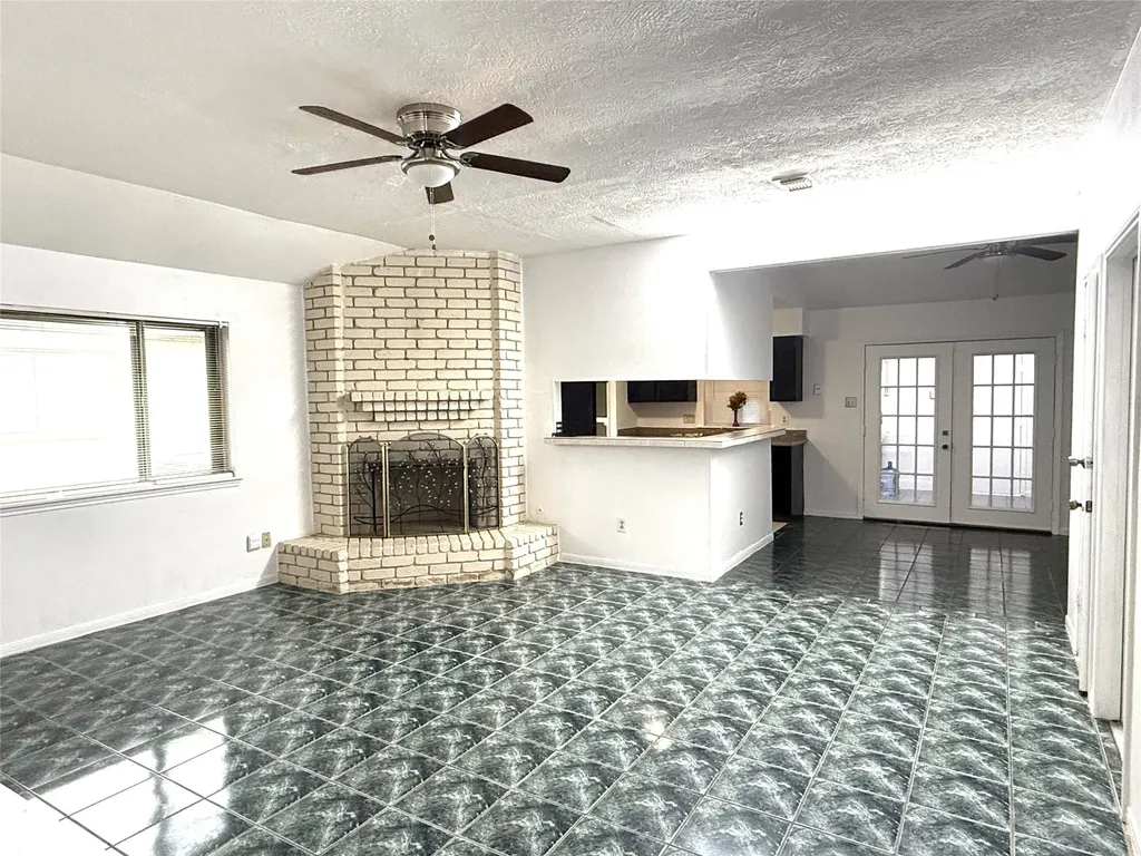 10807 Emery Drive Houston TX 77099