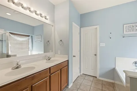 14127 Austin Hollow Court Houston TX 77044
