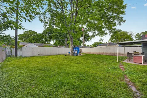 919 Christine Street Houston TX 77017