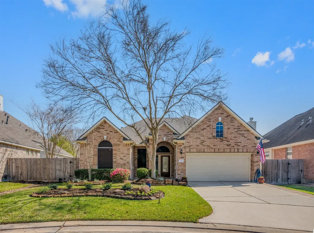 34 Sovereign Way Conroe TX 77384