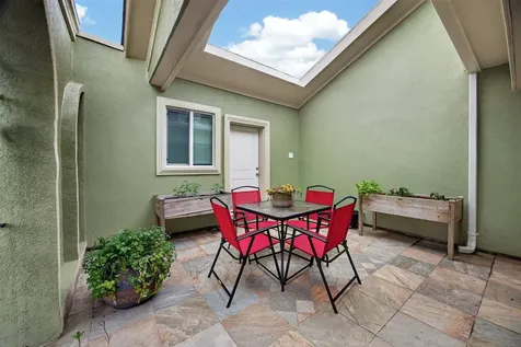 70 Colony Park Circle Galveston TX 77551