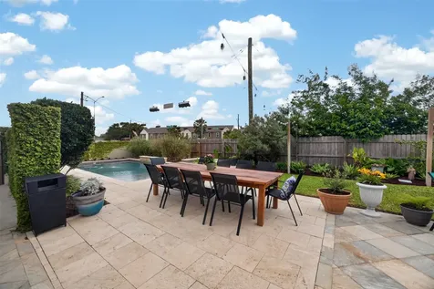 70 Colony Park Circle Galveston TX 77551