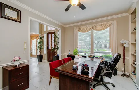 12427 Shadycrest Drive Houston TX 77082