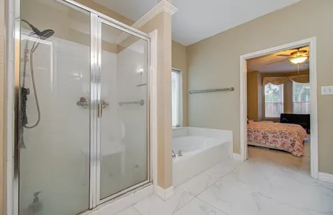 12427 Shadycrest Drive Houston TX 77082