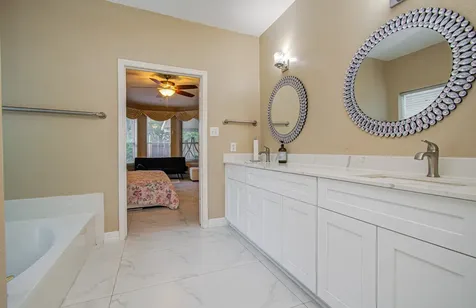 12427 Shadycrest Drive Houston TX 77082