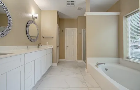12427 Shadycrest Drive Houston TX 77082