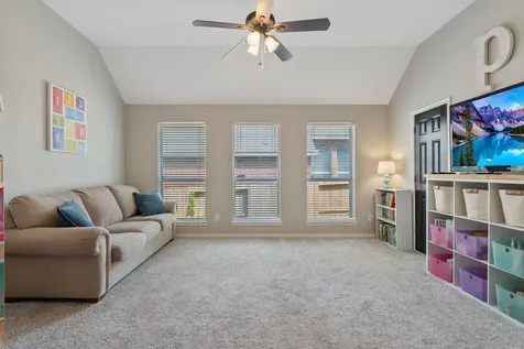 2504 N Yorkchase Lane Conroe TX 77304