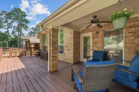 2504 N Yorkchase Lane Conroe TX 77304