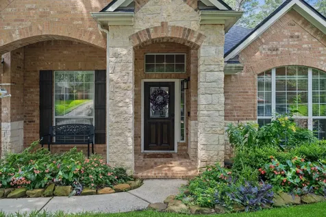 2504 N Yorkchase Lane Conroe TX 77304