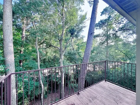 3500 Tangle Brush Drive 104 The Woodlands TX 77381